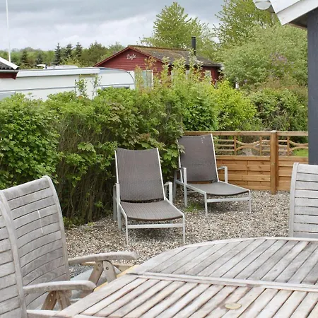 Gemuetliches-ferienhaus-mit-meerblick-und-nah-am-strand 펜션 Diernæs